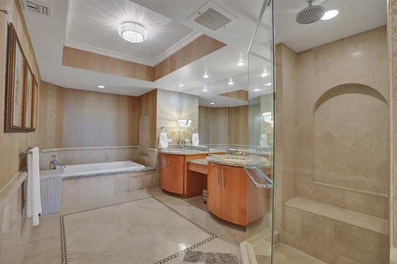 Image 29 of 65 For 17875 Collins Ave  3103