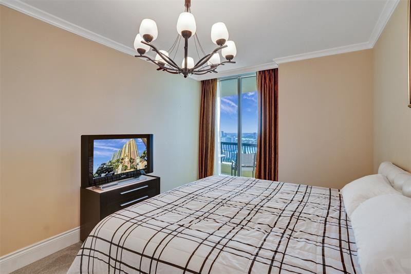 Image 33 of 65 For 17875 Collins Ave  3103