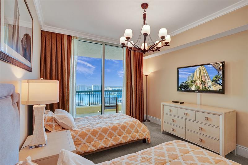 Image 38 of 65 For 17875 Collins Ave  3103