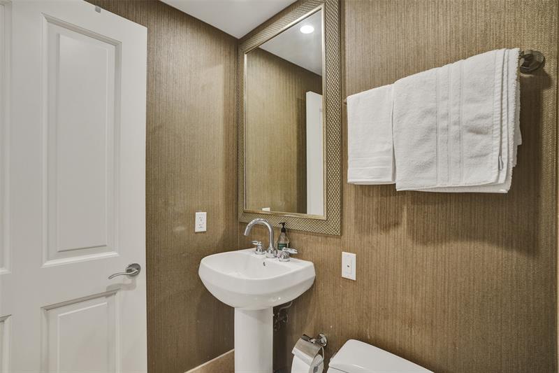 Image 42 of 65 For 17875 Collins Ave  3103