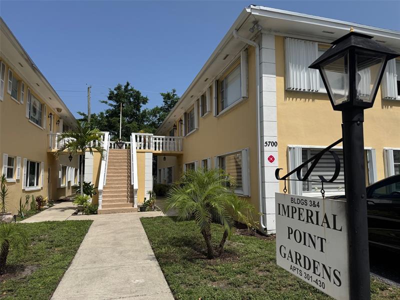 Image 23 of 24 For 5700 22nd Way  328