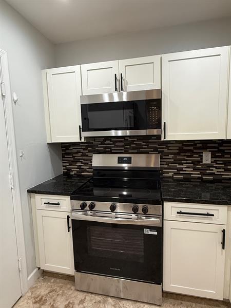 Image 6 of 19 For 5700 22nd Way  328
