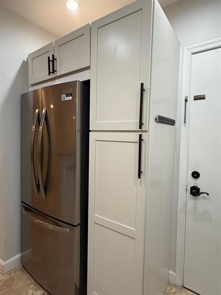 Image 7 of 19 For 5700 22nd Way  328