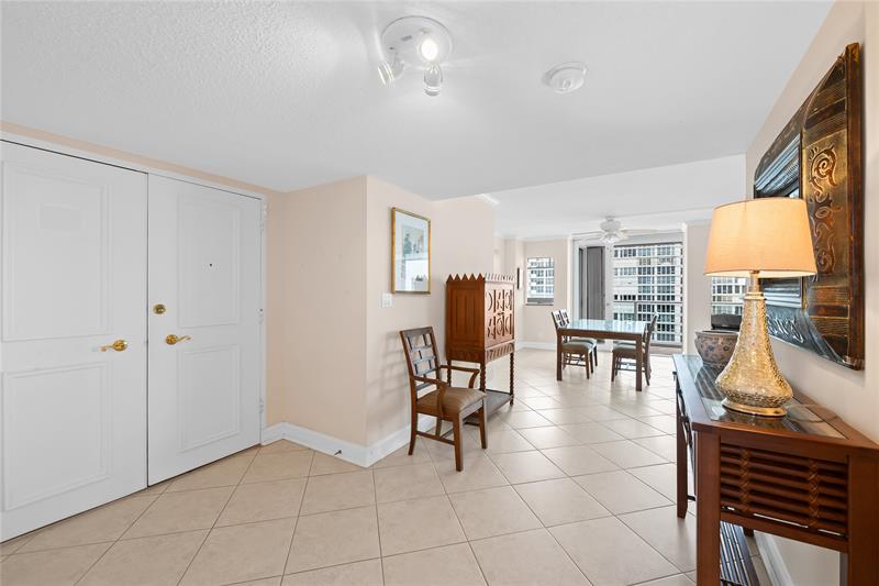 Image 13 of 26 For 4300 Ocean Blvd  Ph J