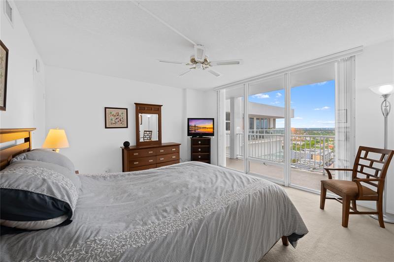 Image 25 of 26 For 4300 Ocean Blvd  Ph J