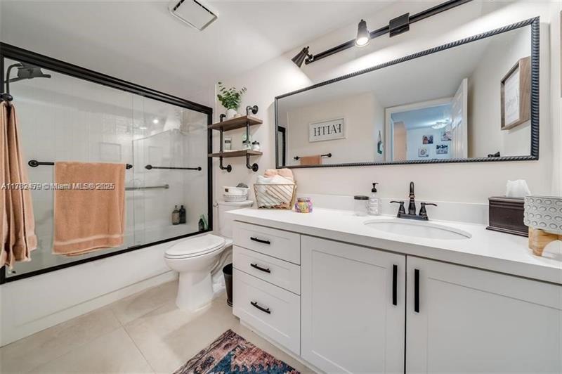 Image 12 of 22 For 2560 103rd Ave  406