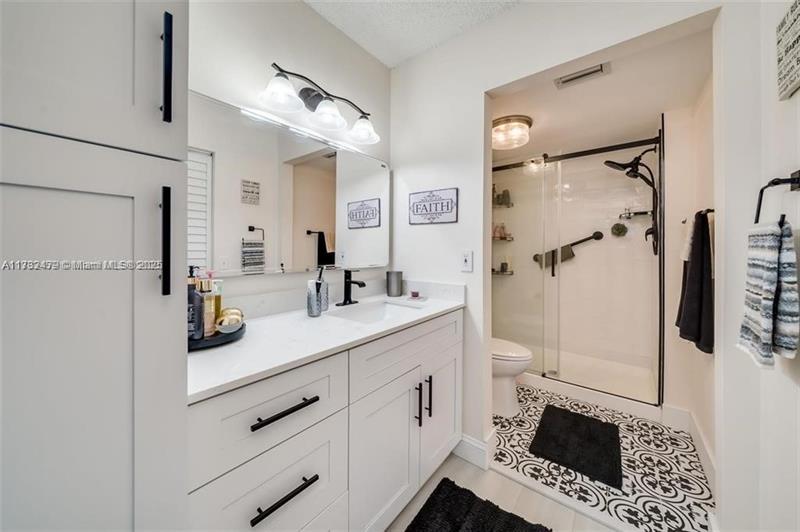 Image 13 of 22 For 2560 103rd Ave  406