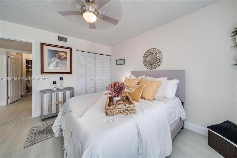 Image 15 of 22 For 2560 103rd Ave  406