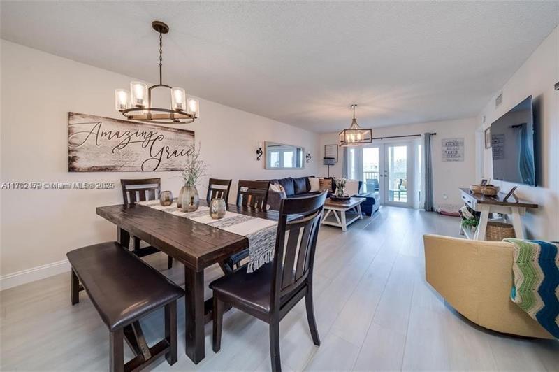 Image 6 of 22 For 2560 103rd Ave  406