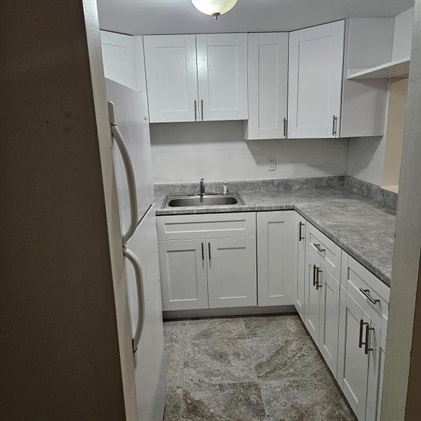 Details for 4848 24th Ct  112, Lauderdale Lakes, FL 33313
