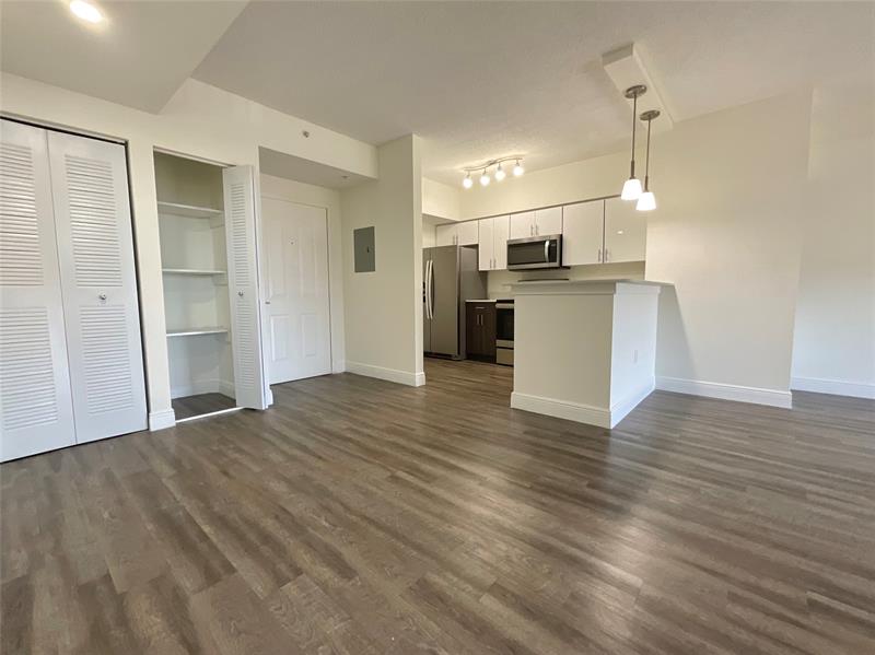 Image 4 of 18 For 7707 7 Street  1-205