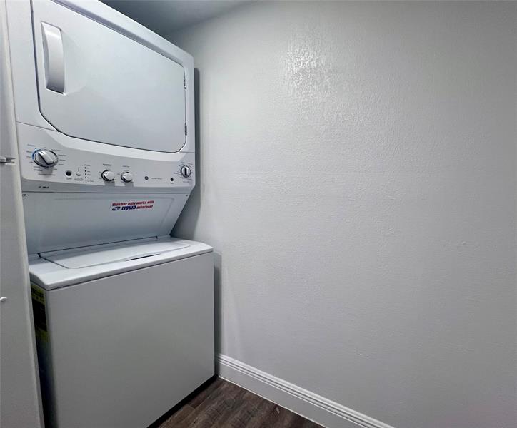 Image 5 of 20 For 7707 7 Street  2-907