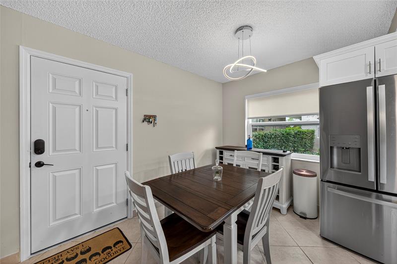 Image 14 of 37 For 293 Normandy G  