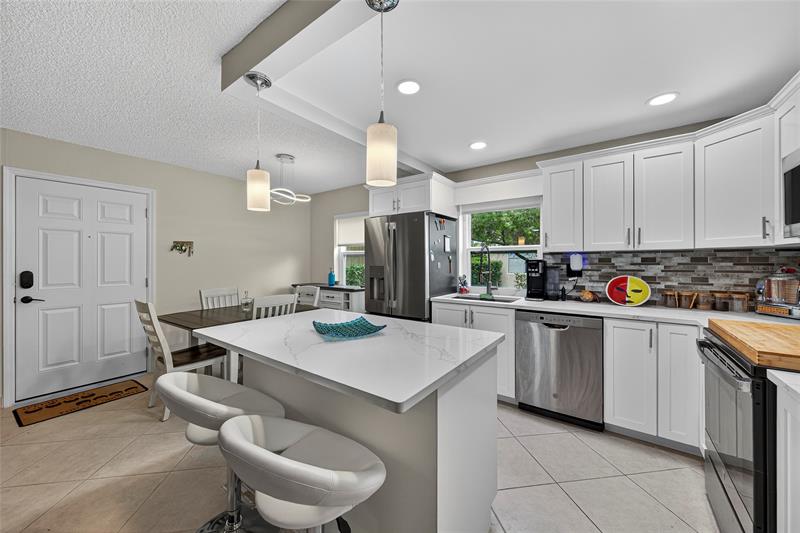 Image 18 of 37 For 293 Normandy G  