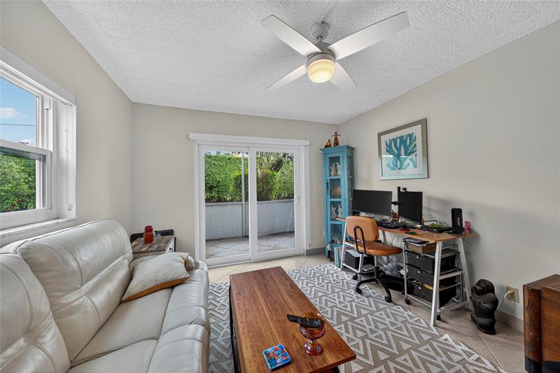 Image 22 of 37 For 293 Normandy G  