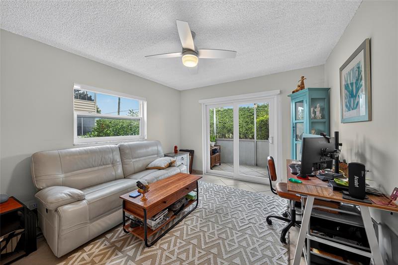 Image 23 of 37 For 293 Normandy G  