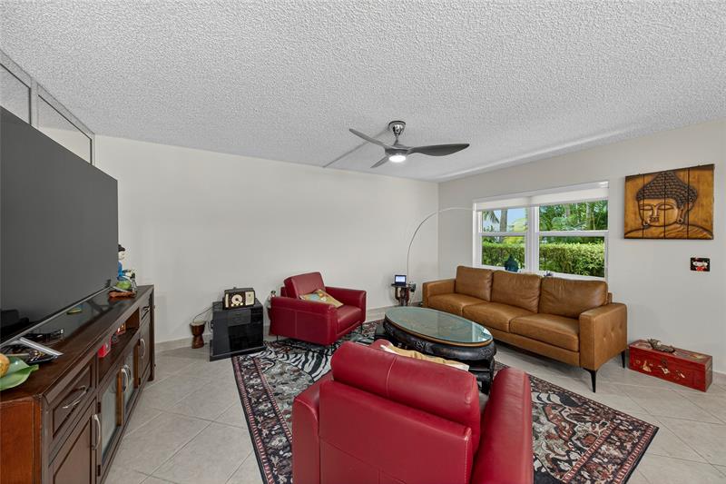 Image 8 of 37 For 293 Normandy G  