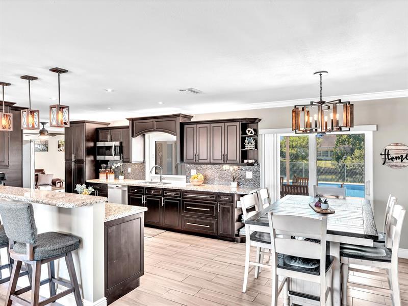 Image 19 of 74 For 10660 21st Ct