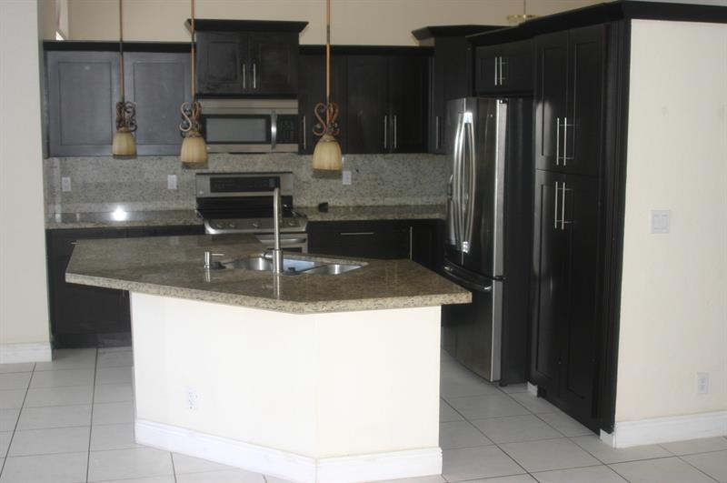 Image 10 of 26 For 7588 Parkside Lane