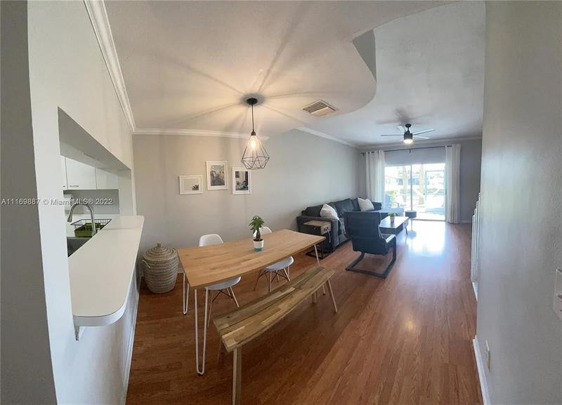 Image 3 of 24 For 5296 Jubilee Way
