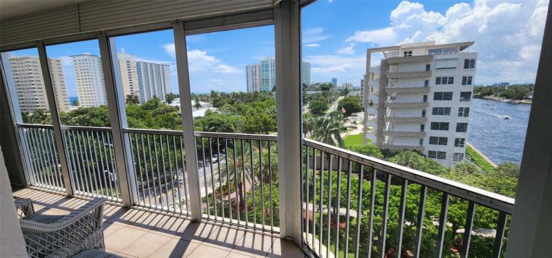 Image 11 of 48 For 299 Riverside Dr  608