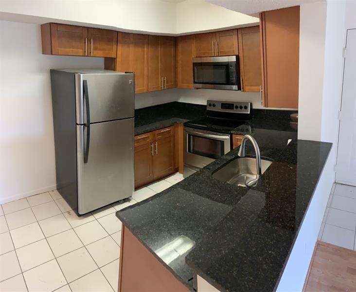 Image 7 of 13 For 5630 61st St  1301