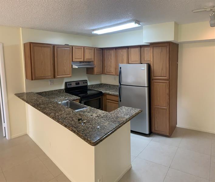 Image 8 of 13 For 5630 61st St  1301