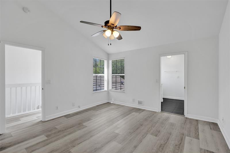 Image 26 of 52 For 11652 19th Dr