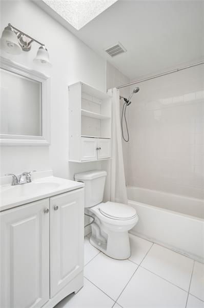 Image 38 of 52 For 11652 19th Dr
