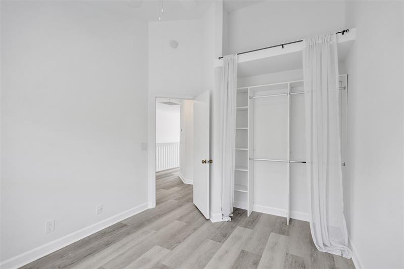 Image 41 of 52 For 11652 19th Dr