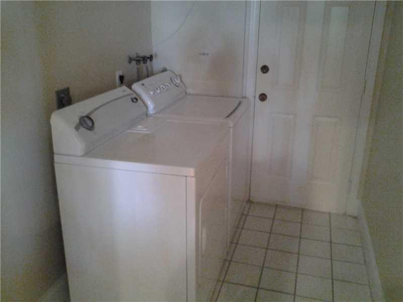 Image 7 of 8 For 9620 42nd Ct