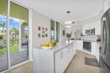 Image 10 of 40 For 3700 Ocean Blvd  206