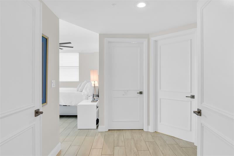 Image 16 of 40 For 3700 Ocean Blvd  206