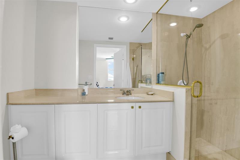 Image 25 of 40 For 3700 Ocean Blvd  206
