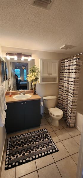 Image 12 of 26 For 1023 Villa Ln