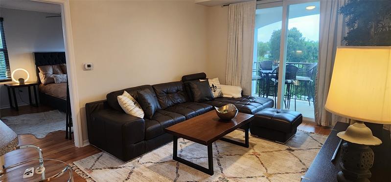 Image 4 of 26 For 1023 Villa Ln
