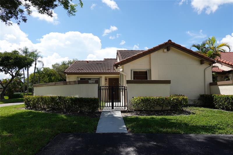 Details for 6632 179th Ter, Hialeah, FL 33015