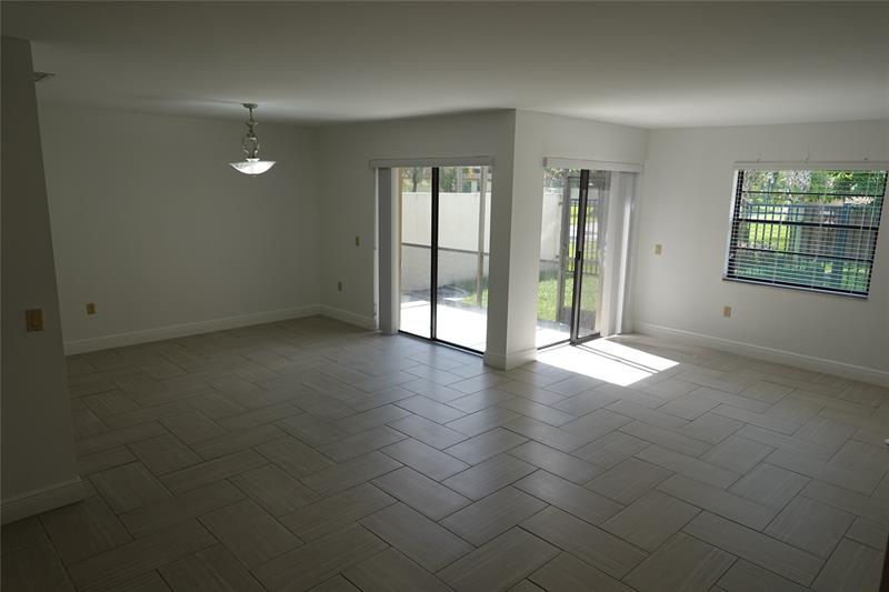 Image 4 of 15 For 6632 179th Ter