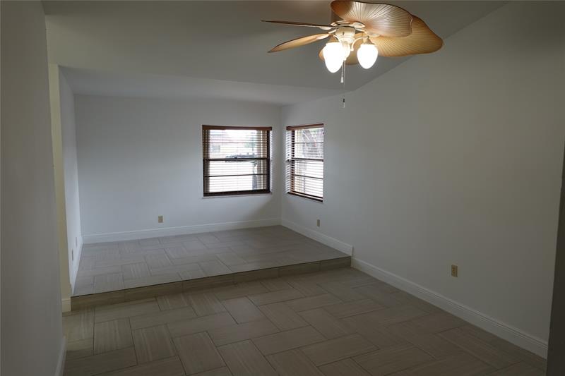 Image 8 of 15 For 6632 179th Ter