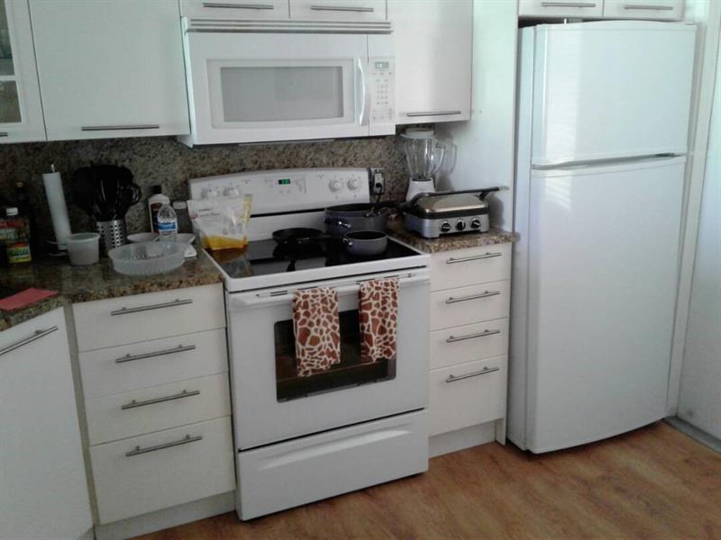 Image 10 of 15 For 3051 Palm Aire Dr