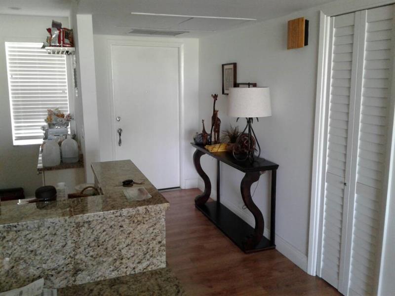Image 14 of 15 For 3051 Palm Aire Dr