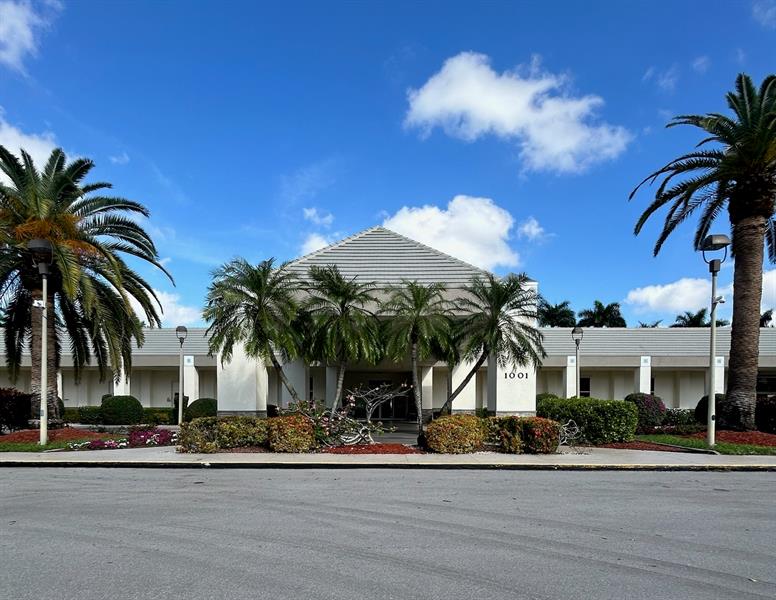 Image 3 of 7 For 1107 Bahama Bend  A1