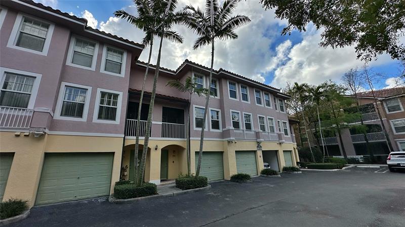 Details for 6704 Sample Rd  6704, Coral Springs, FL 33067
