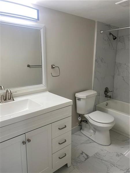 Image 19 of 27 For 8761 Shadow Wood Blvd  203