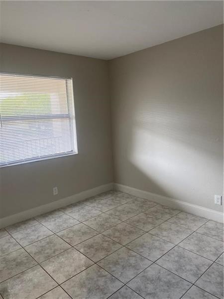 Image 21 of 27 For 8761 Shadow Wood Blvd  203
