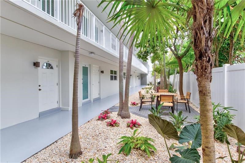 Image 13 of 46 For 1439 Ocean Blvd  211