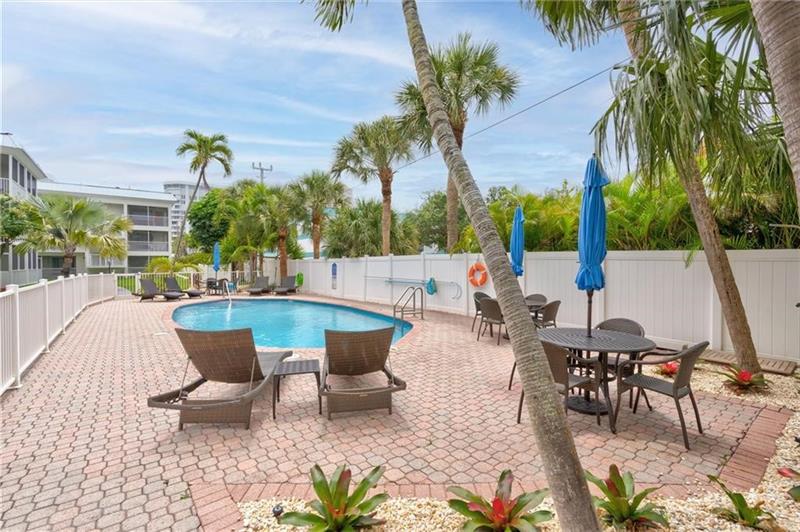 Image 16 of 46 For 1439 Ocean Blvd  211