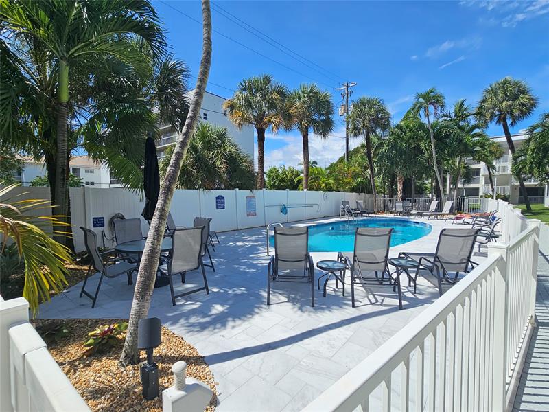 Image 17 of 46 For 1439 Ocean Blvd  211