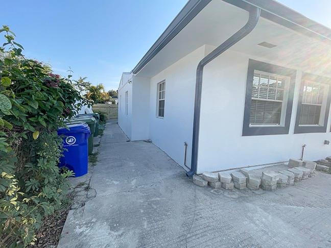 Image 3 of 15 For 324 22nd St  B