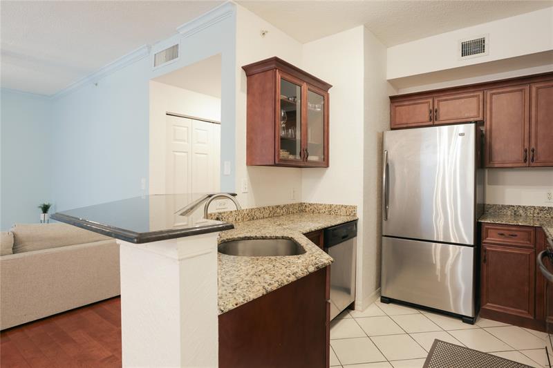 Image 11 of 23 For 1805 Flagler Dr  208